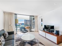 1 Bedroom Ocean Suite - Peppers Broadbeach